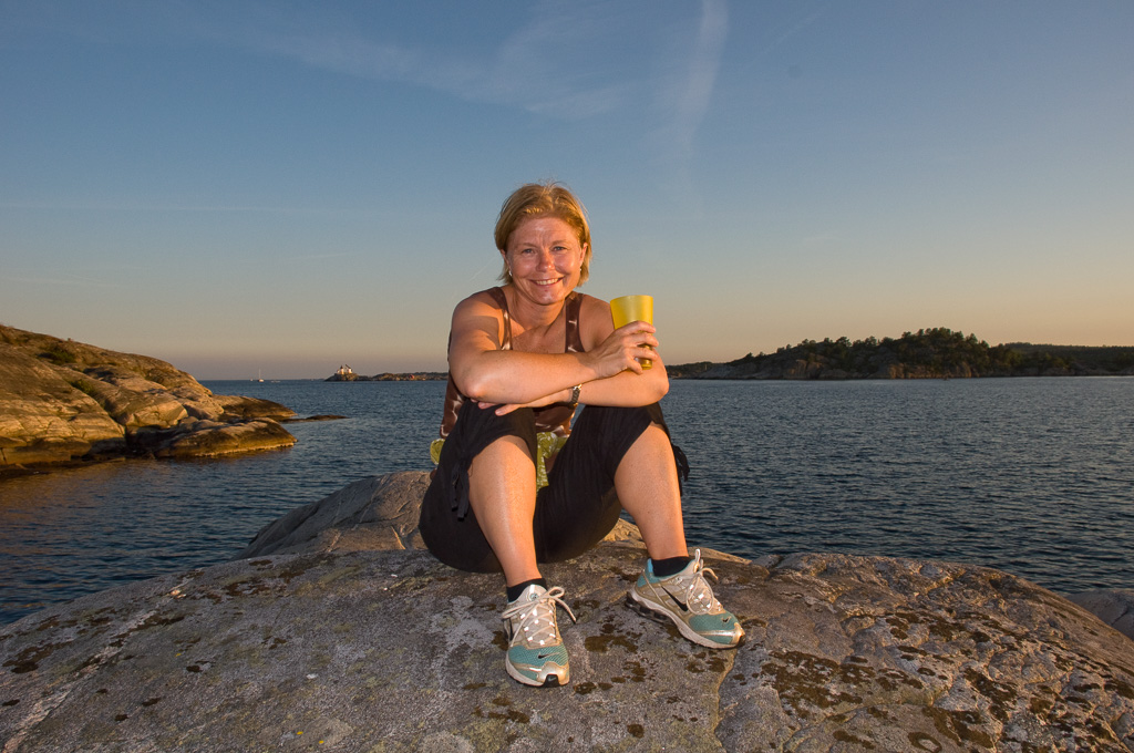 Øyunn i solnedgang. Saltholmen i bakgrunnen.