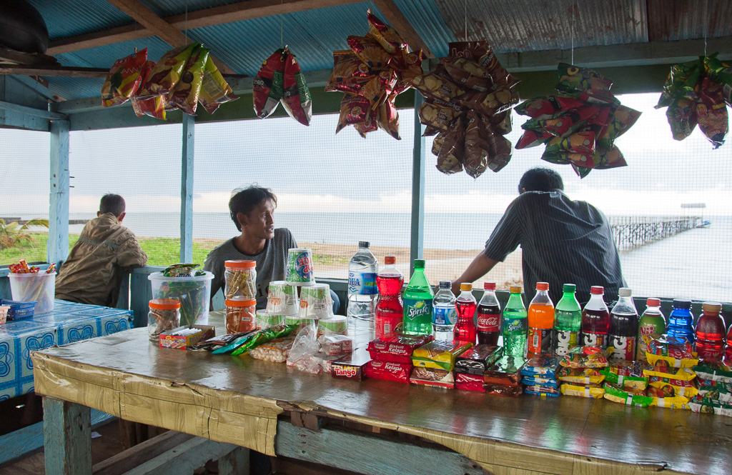 Small restaurant in Santan, north of Samarinda.